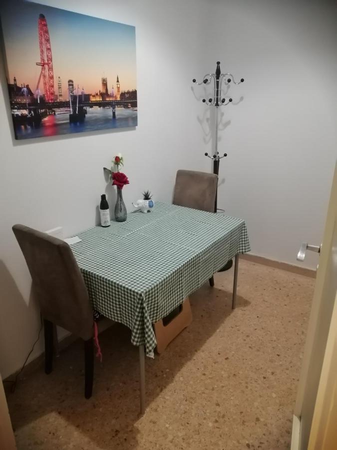 Alexandras Metro Studio&200Mbps Афіни Екстер'єр фото